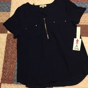 Light “Active USA” blouse